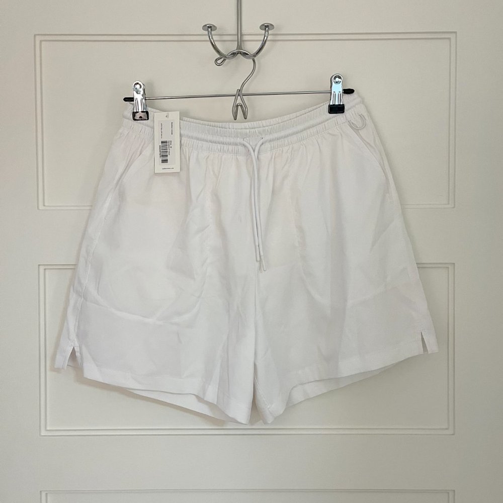 Outdoor Voices Women's Outdoor Recreation 5" Short,  Size M, NWT